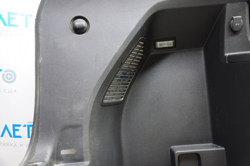 Left arch trim VW Atlas 18-23 black, scratches