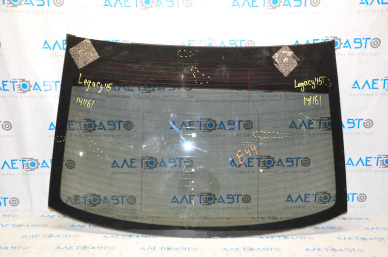 Subaru Legacy 15-19 rear window tinted, scratches, air under tinted, no contact