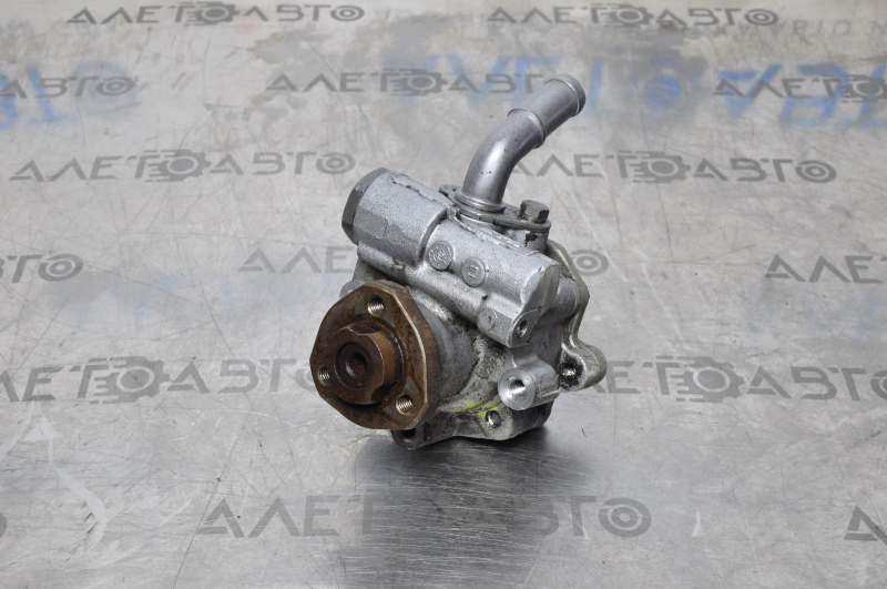 Power steering pump VW Passat b7 12-15 USA without pulley