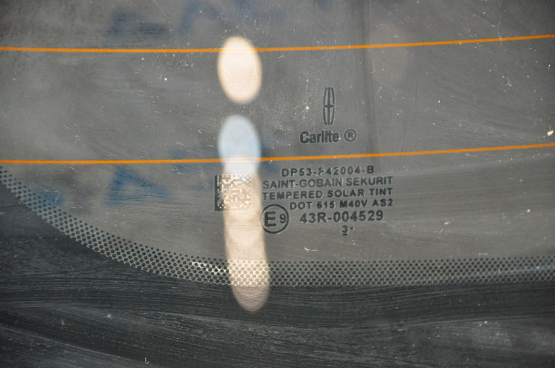 Rear glass Lincoln MKZ 13-20 tinted, scratches, scratches on tinted glass, contact unsoldered