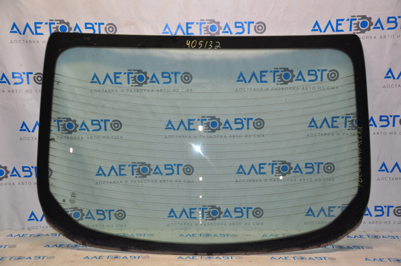 Rear glass Ford Focus mk3 11-18 usa 4d contact unsoldered