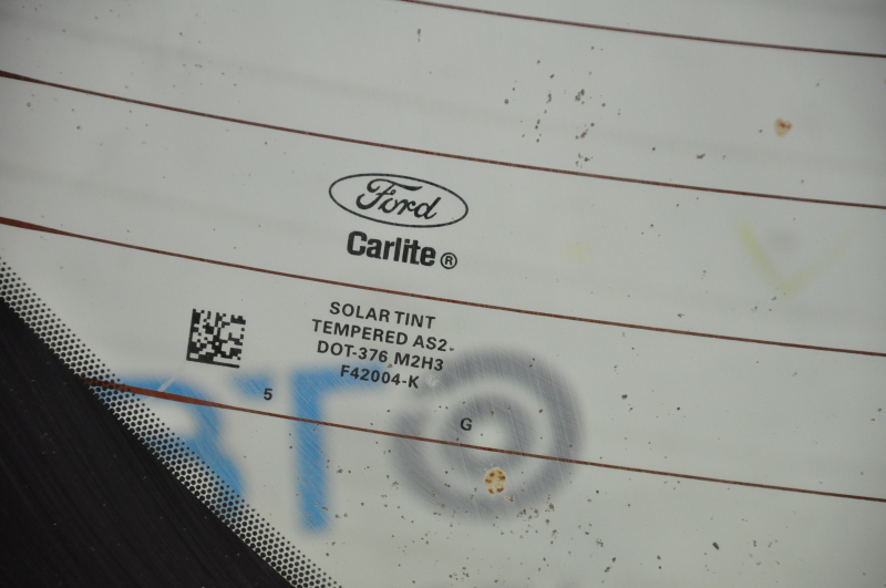 Rear glass Ford Focus mk3 11-18 usa 4d contact unsoldered
