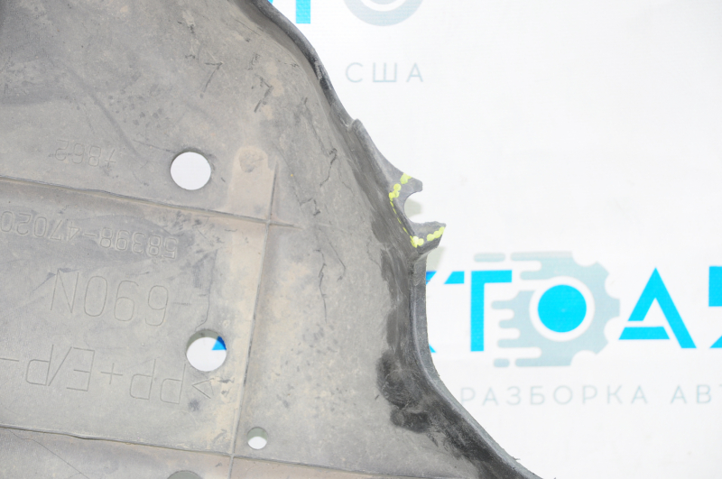 Rear bumper protection Toyota Prius 20 04-09 broken fastener, tear