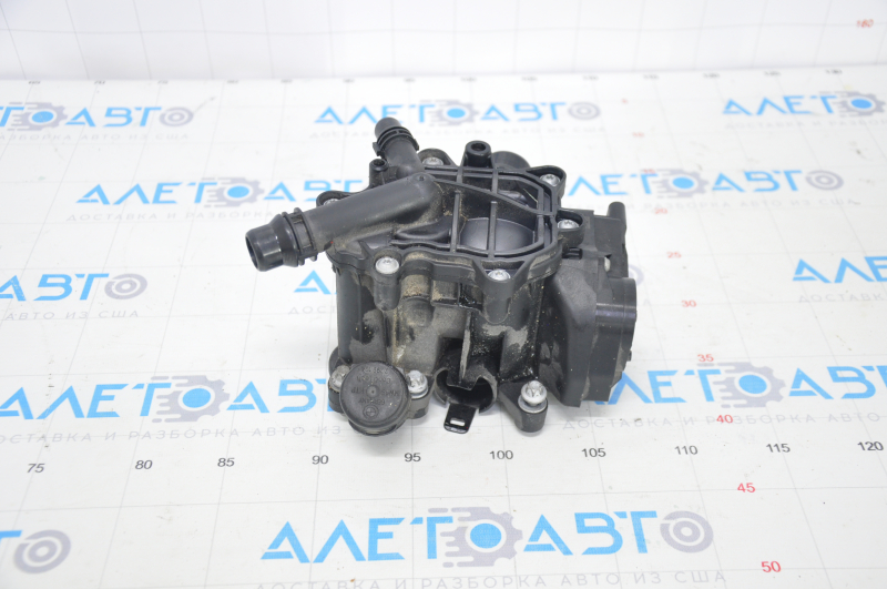 Thermostat housing complete BMW 5 G30 17-20 2.0T, 530e hybrid without corner
