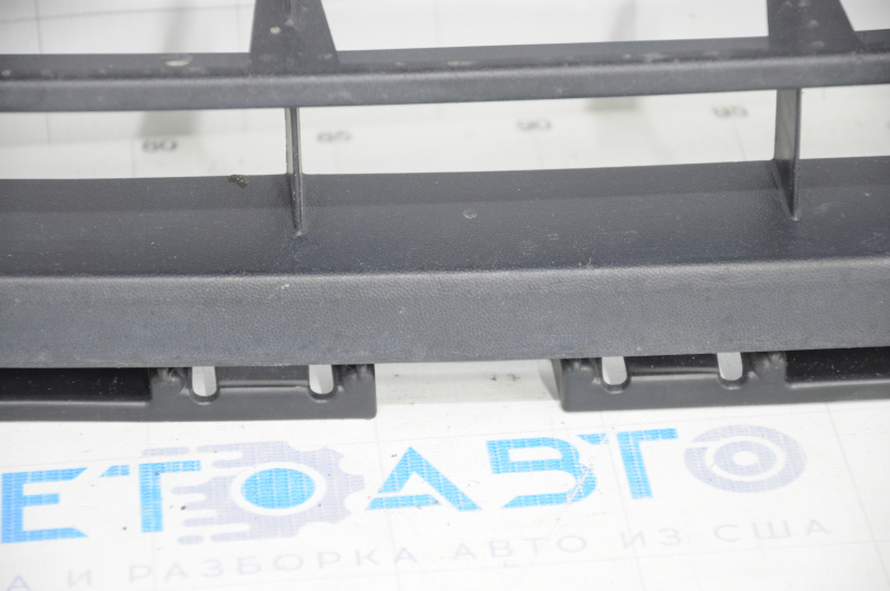 Lower grille of the front bumper VW Jetta 15-18 USA without parking sensors, bumpers