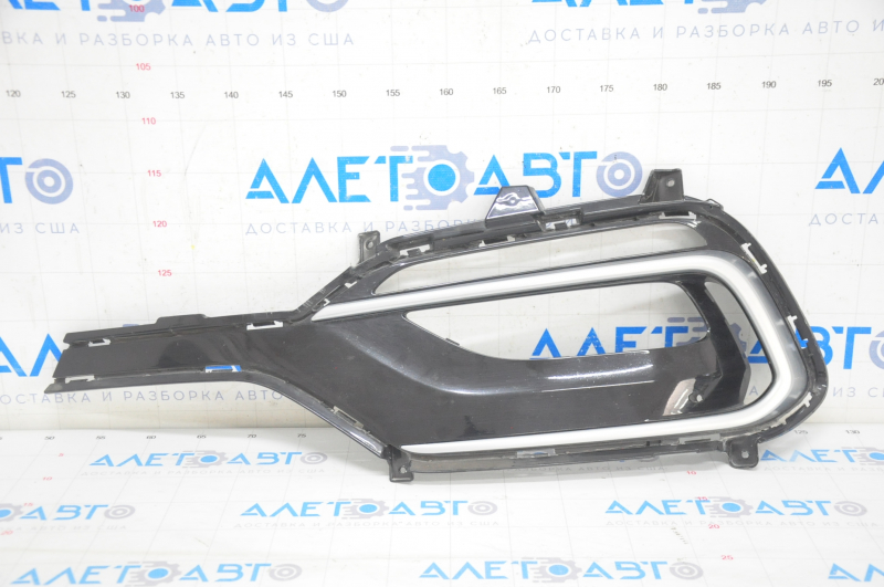 Left bumper grille Hyundai Santa FE Sport 17-18 rest usa, under fog lights, black gloss + chrome, sand