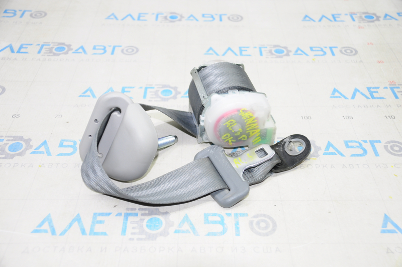 Seat belt 3 row rear left Toyota Sienna 11-14 gray