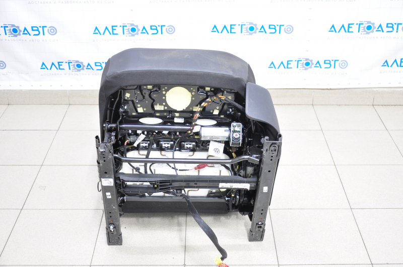 Driver's seat VW Atlas 18- without airbag, electric, heated, leather, black, electrics do not work