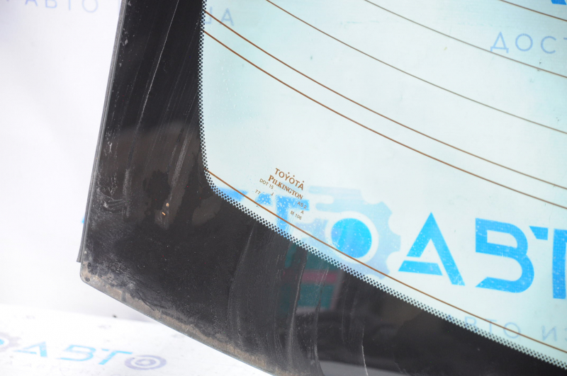 Rear glass Toyota Camry v50 12-14 usa scratches