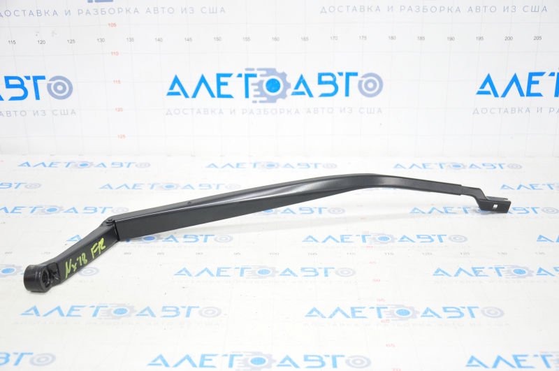 Wiper arm right Lexus NX200t NX300 NX300h 15-21