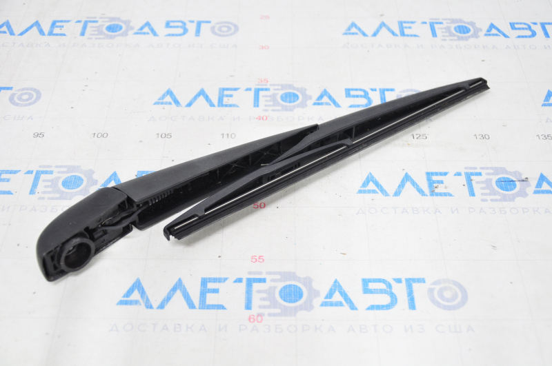 Rear wiper arm Lexus NX200t NX300 NX300h 15-21