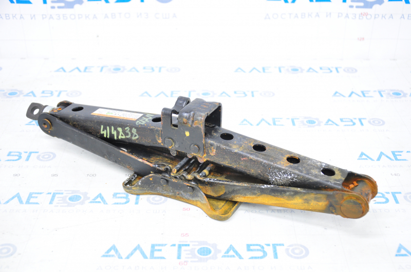 Jack Lexus NX200t NX300 NX300h 15-21 rusty
