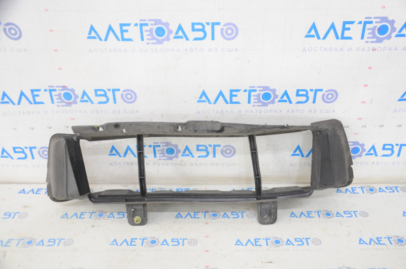 Lower radiator air duct Ford Focus mk3 15-18 2.0 rest, broken mount, dented