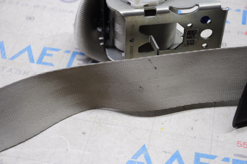 Rear center seat belt Ford Escape MK3 13-19 gray, dry cleanable