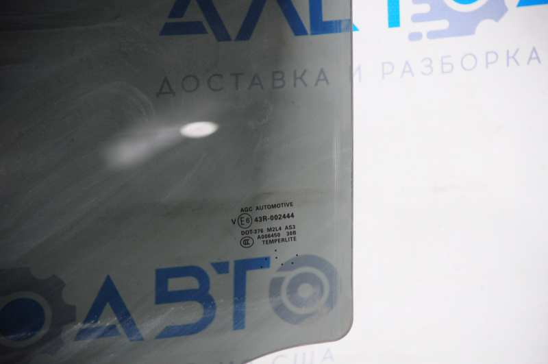 Glass of the rear left door Infiniti JX35 QX60 13- AGC, tinted