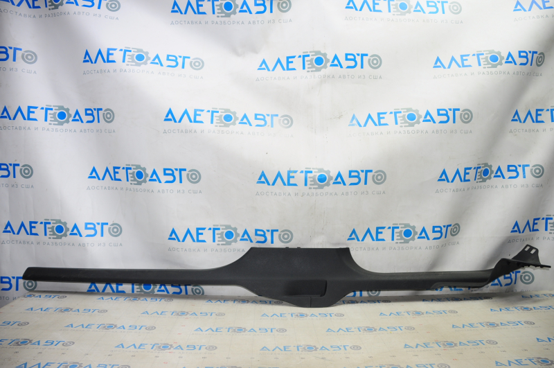 Door sill trim right VW Passat b7 12-15 USA black, broken crepe, scratches