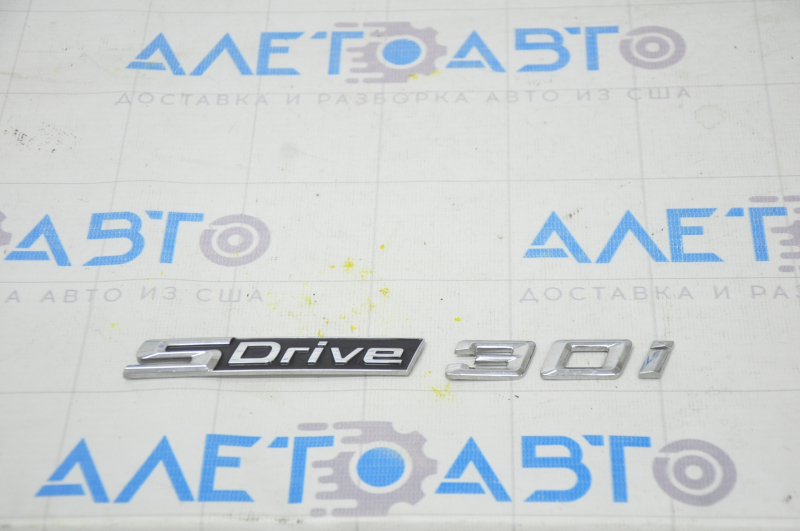 Emblem inscription SDrive 30i trunk door BMW X3 G01 19-22