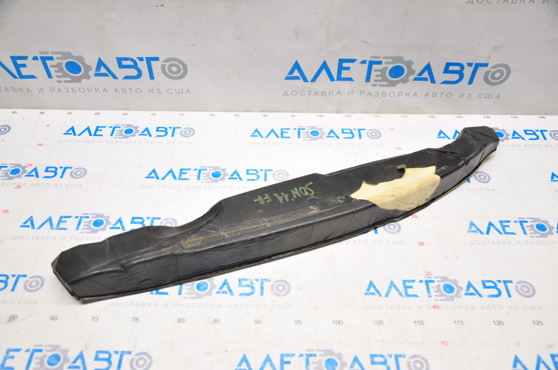 Wing seal door-wing right Hyundai Sonata 11-15 coating tear