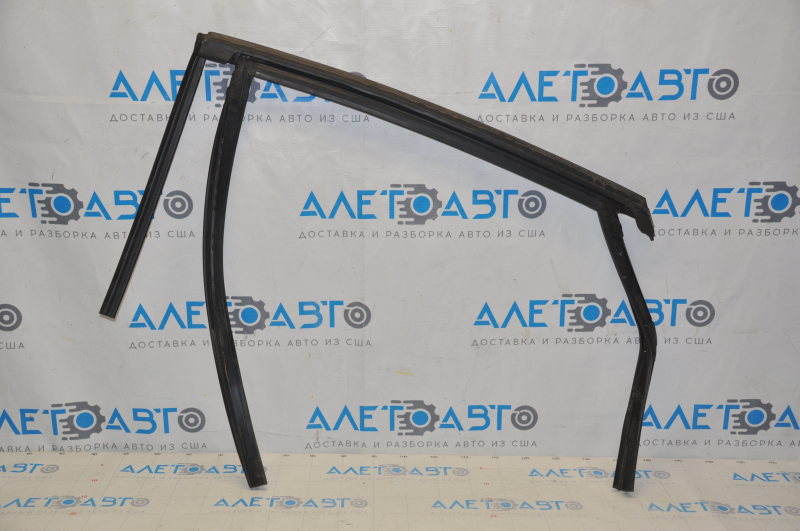 Upper rear right door molding Ford Fusion mk5 13-20 chrome with glass seal, scratches, for polishing