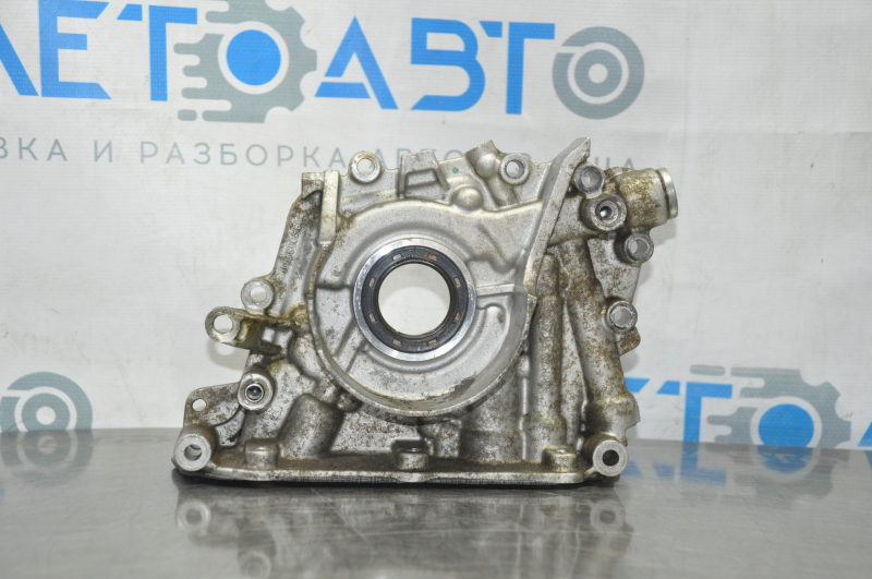 Oil pump for internal combustion engine Ford Fusion mk5 13-20 1.5T