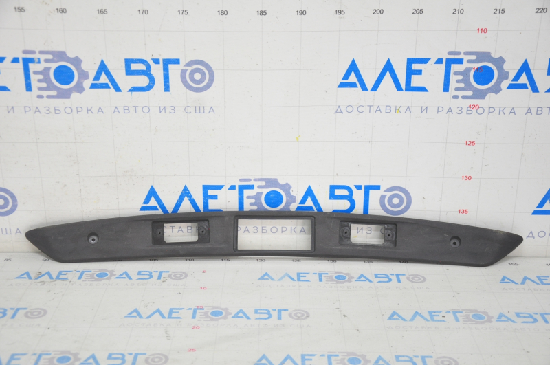 VW Tiguan 09-17 trunk door number plate light strip crack