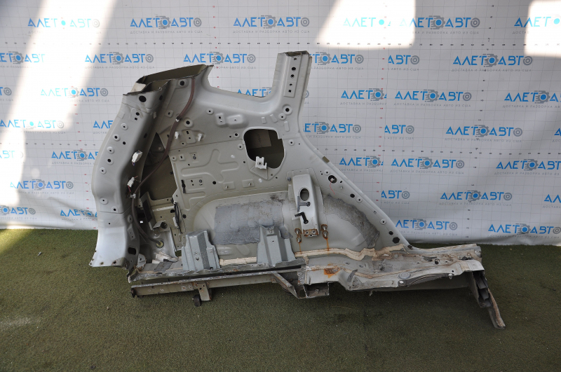 Quarter wing rear left Nissan Rogue 14-20 white, pokes