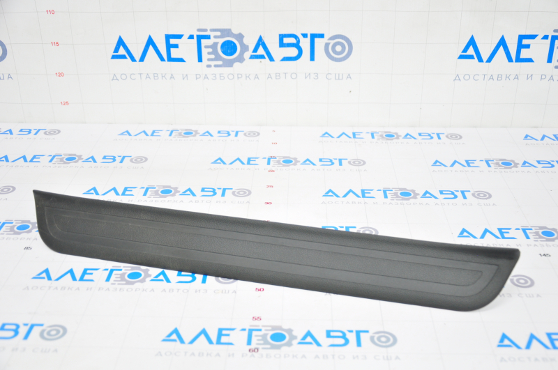 Door sill trim front outer left Hyundai Elantra AD 17-20 black, broken fastener