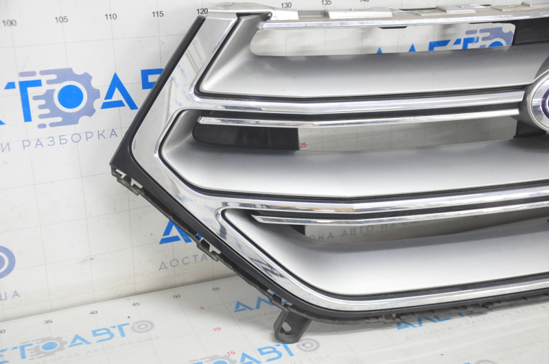 Grille radiator grill Ford Edge 15-18 complete with badge, sand on chrome