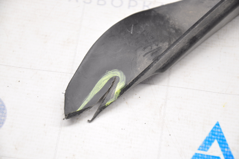 Seal wing hood-wing left Chevrolet Volt 11-15 tear
