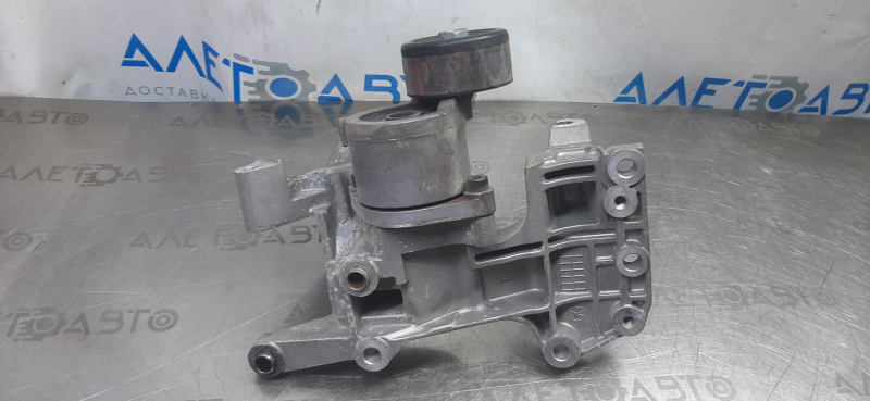 Bracket with timing belt tensioner roller Hyundai Sonata 15-17 2.4 G4KJ