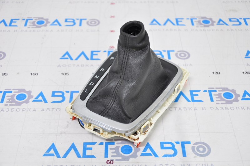 Ford Fusion mk5 shifter pad 13-16 black, chrome swollen