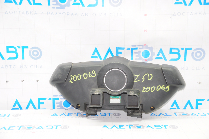 Instrument cluster Nissan Murano z50 03-08 bumps, scratches