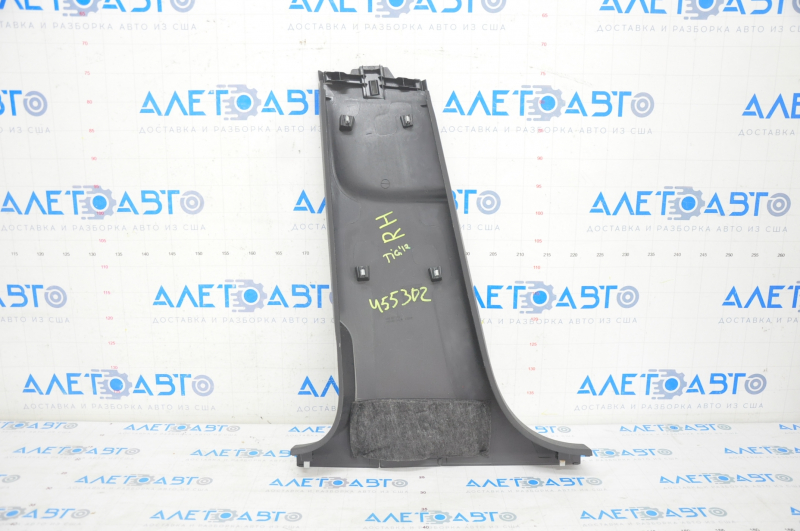 Center pillar trim lower right VW Tiguan 09-17 black, scratches