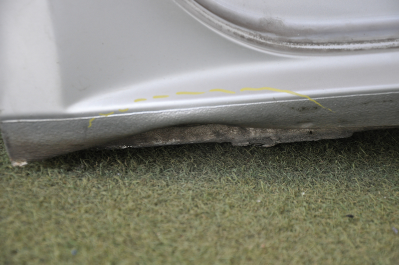 Quarter wing rear right VW Passat b7 12-15 USA silver, dented threshold and pillar, dent, bumps