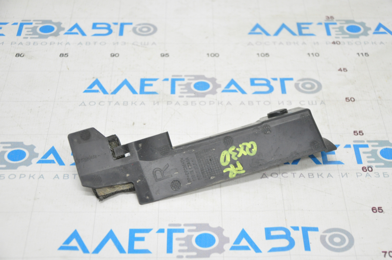 Hood hinge trim right Infiniti QX30 17-