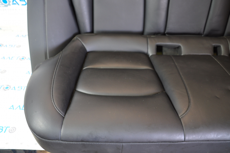 Rear seat row 2 Tesla Model 3 18- leather black, heated, water damage, dented