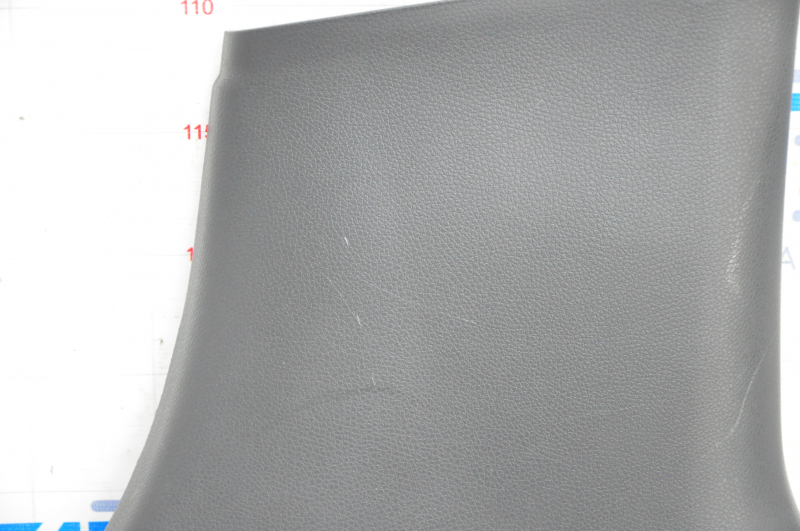 Center pillar trim lower right Infiniti QX30 17- black, scratches