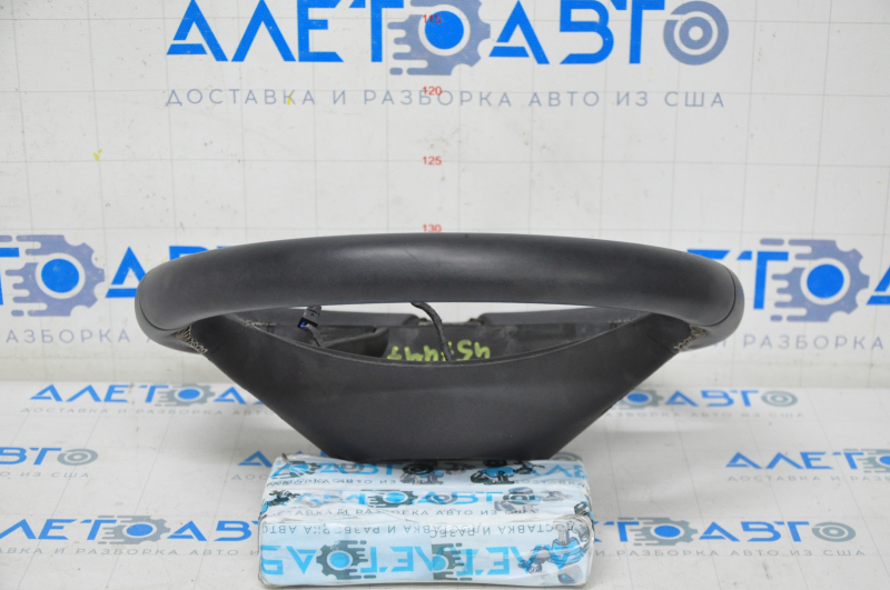 Naked steering wheel Infiniti QX30 17- leather black, white stitching, scratches