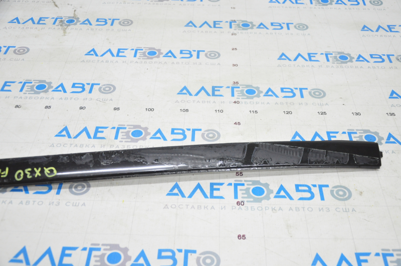 Windshield molding left Infiniti QX30 17- under roof rail, black gloss, for cleaning
