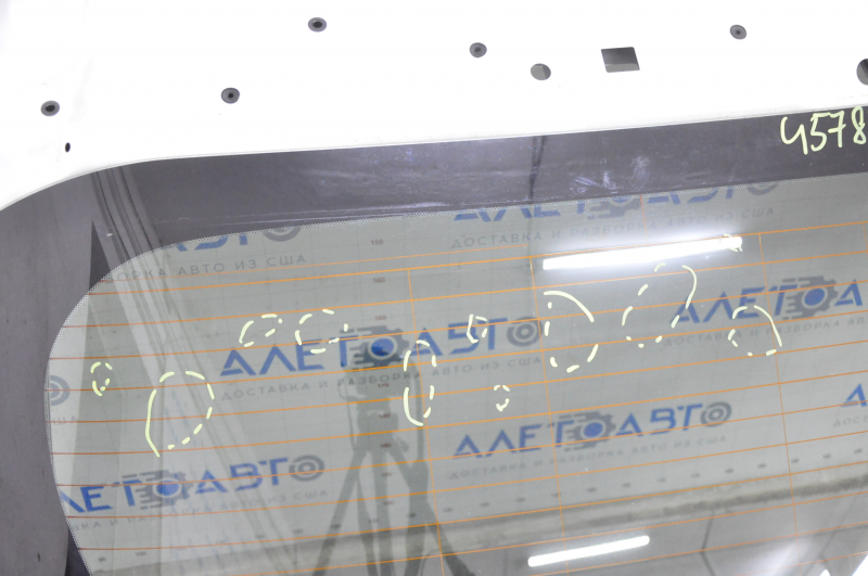 Bare trunk door with glass Infiniti QX30 17- white QAB, scratches on glass