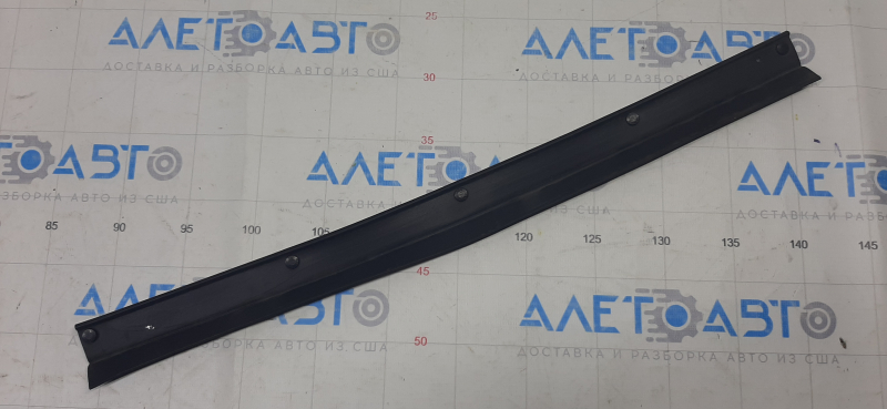 Door seal rear left Infiniti G25 G35 G37 4d 06-14 lower type 1