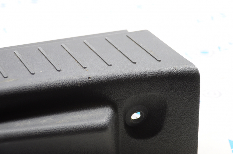Lincoln MKC 15-19 Trunk Door Opening Trim Black, Scratches, Without Cap