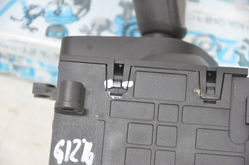 Gearbox shifter BMW 7 G11 G12 16-22 gloss, scrapped crepe lining