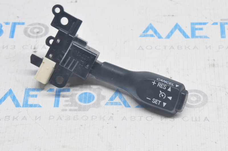 Toyota Camry v55 15-17 usa cruise control scratches