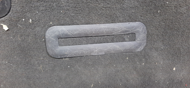 Floor covering right Cadillac ATS 13 - black, tears, for dry cleaning