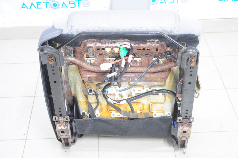 Passenger seat Honda CRV 17-22 without airbag, manual, gray cloth, water damage, dry cleanable