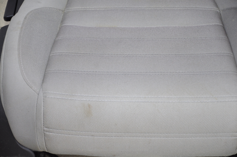 Passenger seat Honda CRV 17-22 without airbag, manual, gray cloth, water damage, dry cleanable