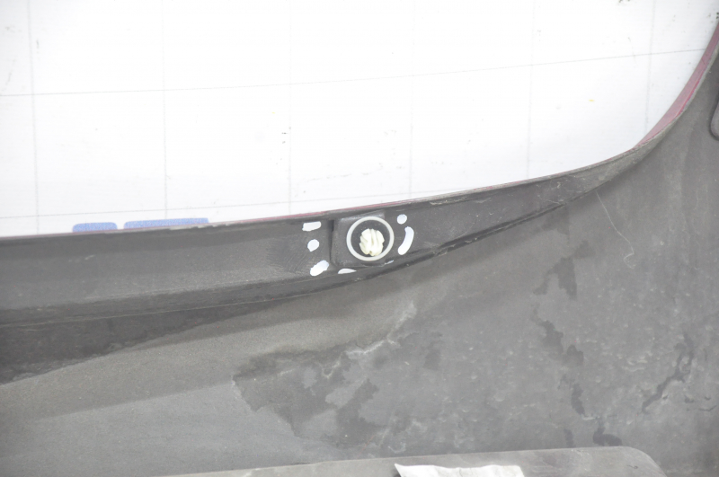 Right threshold Lexus ES300h ES350 13-18 red, scratches, broken fastener, fracture