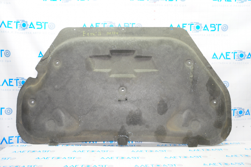 Chevrolet Equinox 10-17 hood insulation, tears, creases