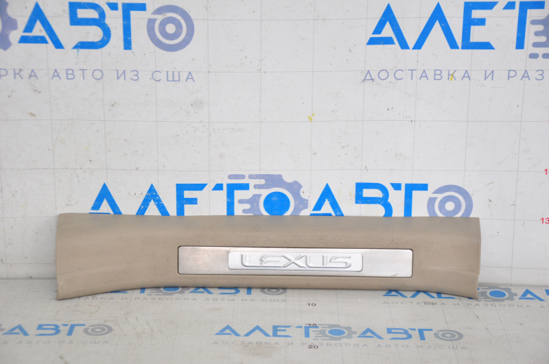 Door sill trim with backlight rear right Lexus RX300 RX330 RX350 RX400h 04-09 beige, scratches